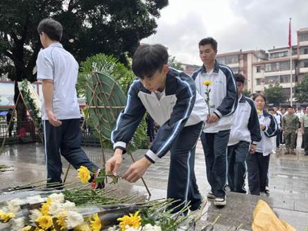 说明: 微信图片_20230405121932 说明: 微信图片_20230405121932