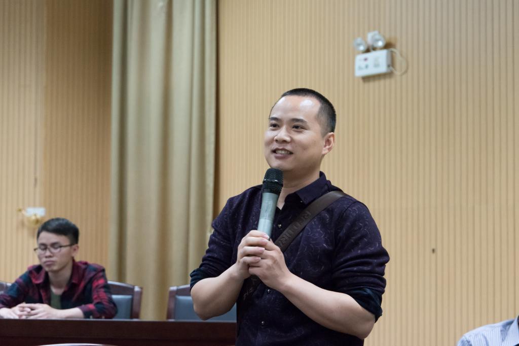 人文学院调研 F6C6